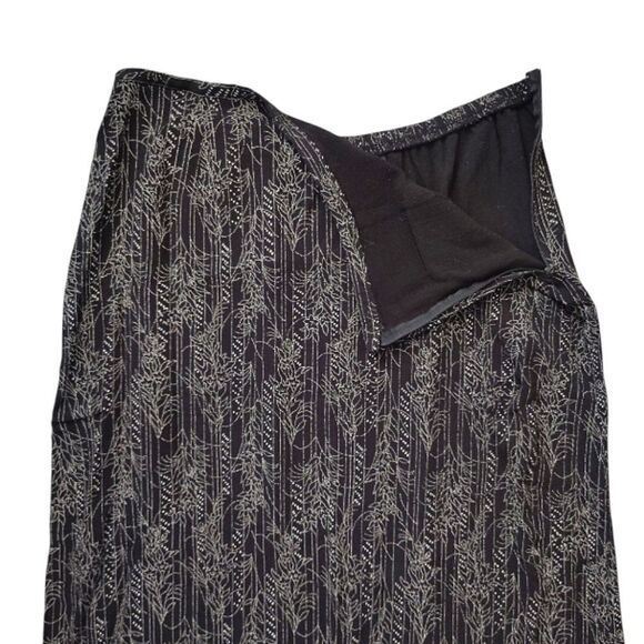 VTG Black Floral Textured Whimsigoth Straight Midi Skirt with Back Slit Large - Picture 7 of 8